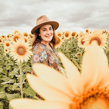 Ash &#x1f33b;&#x1f4d2;&#x1f49b;