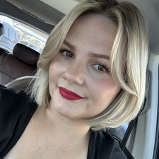 Dee