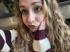 Csenge Tóth-Molnár