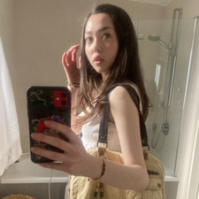Lara Li H