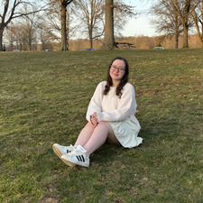 maddie’s bookshelf&#x1f380;