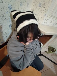 Mona(این نیز بگذردver)