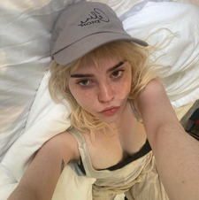 clarissa ⊹ ₊ ݁.