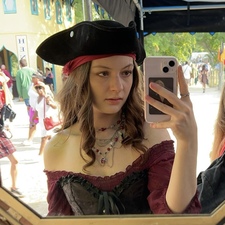 ⋆˚࿔ katie ᯓ˚⋆