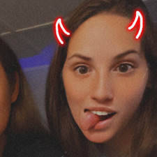 Sydney Carlson