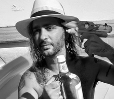 Γιώργος Μικάλεφ