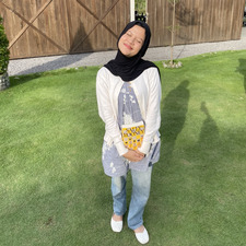 Adhima Ratnaningtyas