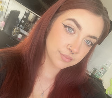 (っ◔◡◔)っ  ★ Paige ★