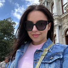 Даниела Николова