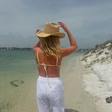 Maggie Sutton