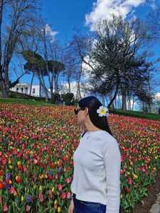 Маги Николова