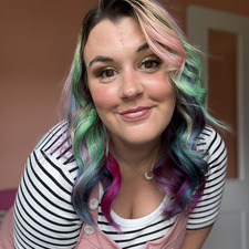 Rachael | Helpless Whilst Reading