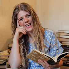 Kortnee - The Closed Door Bookworm