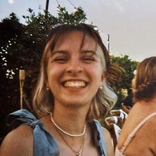 nele (ﾉ ˊᗜˋ )ﾉ *:・ﾟ✧