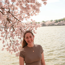 Caitlyn Lowe