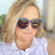 Vicki Hofer-Holdeman