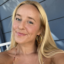 Ella Hunt