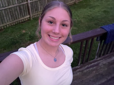 𓆉 Elle 𓆉 (Semi-Hiatus)