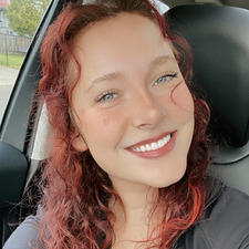 Amanda (barefootmamabookworm)