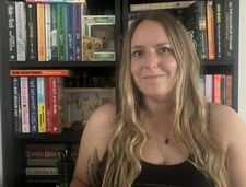 Dani  ~ Booksbrewsandbees