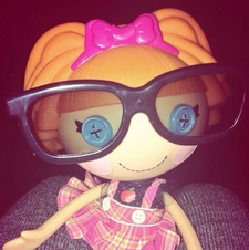 Lilly Davatzes