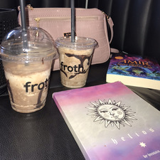 Sophia._.reads