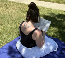 Chaarliie_Reads