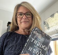 joolss (julietslibraryloves)