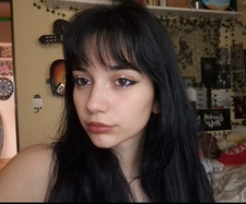 Aly☆⋆｡.・。.・゜✭・