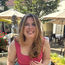 Liza Hunter