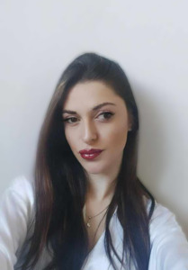 Викторија  Стојовска 