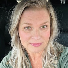 Stephanie VanDerheyden