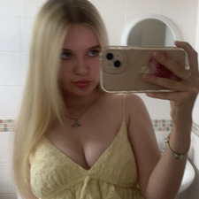 nancy ୨୧⋆｡˚ 