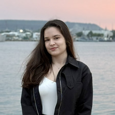 Александра Огнянова