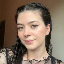 Amanda Lux