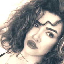 نگار امیدواری