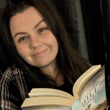 Ash (sundrenchedpage)