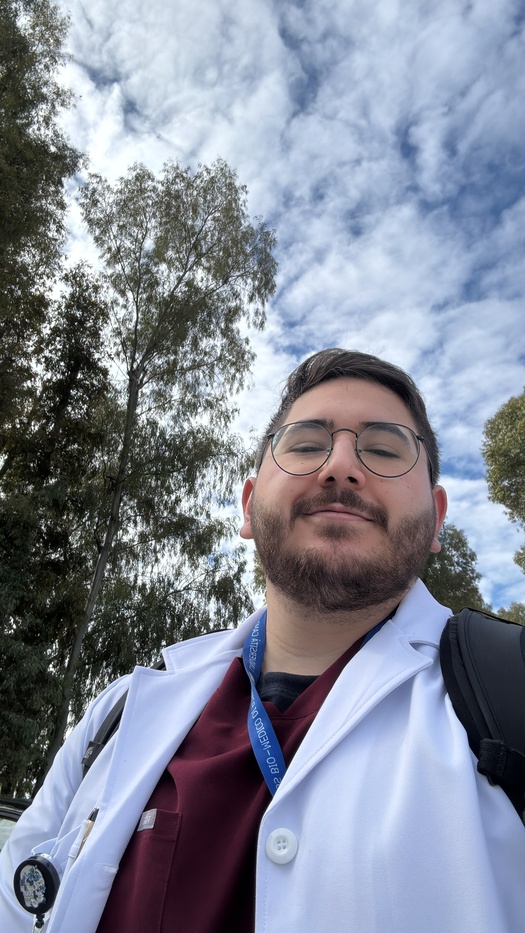 Goodreads profile picture for @yrao