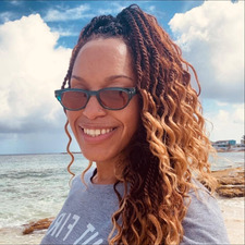 CeCeReads&#x1f4da;&#x1f3a7;