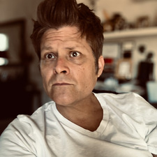 Mark J Freeman