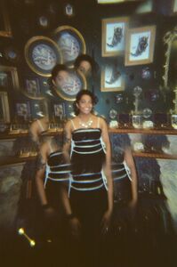 Liane Vaz