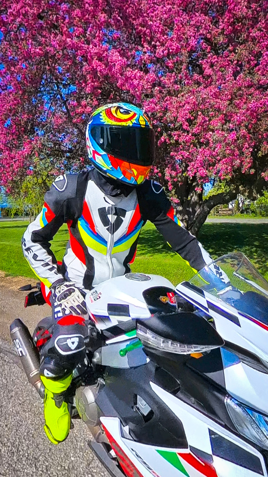 Goodreads profile picture for @motorcycle