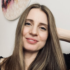 Nikola Kačinetzová