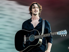 Dean Lewis