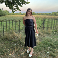 neve ≽^•⩊•^≼