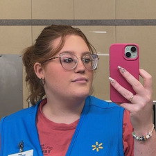 briana’s bookshelf