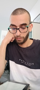 وَادْفَل عَبدُ النَّاصِر