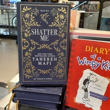 Nimra_readsss (⁠人⁠ ⁠•͈⁠ᴗ⁠•͈⁠)