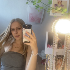 lara (taylor’s version)