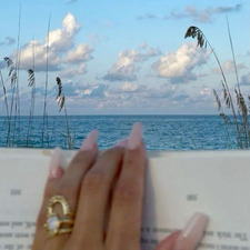 &#x1d460;&#x1d44e;&#x1d45f;&#x1d44e;&#x1fabd;